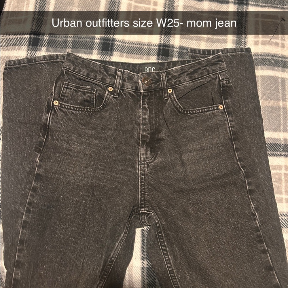 PLEASE READ DESCRIPTION ITS A CLOTHING BUNDLE WILL SELL SEPERATE PIECES